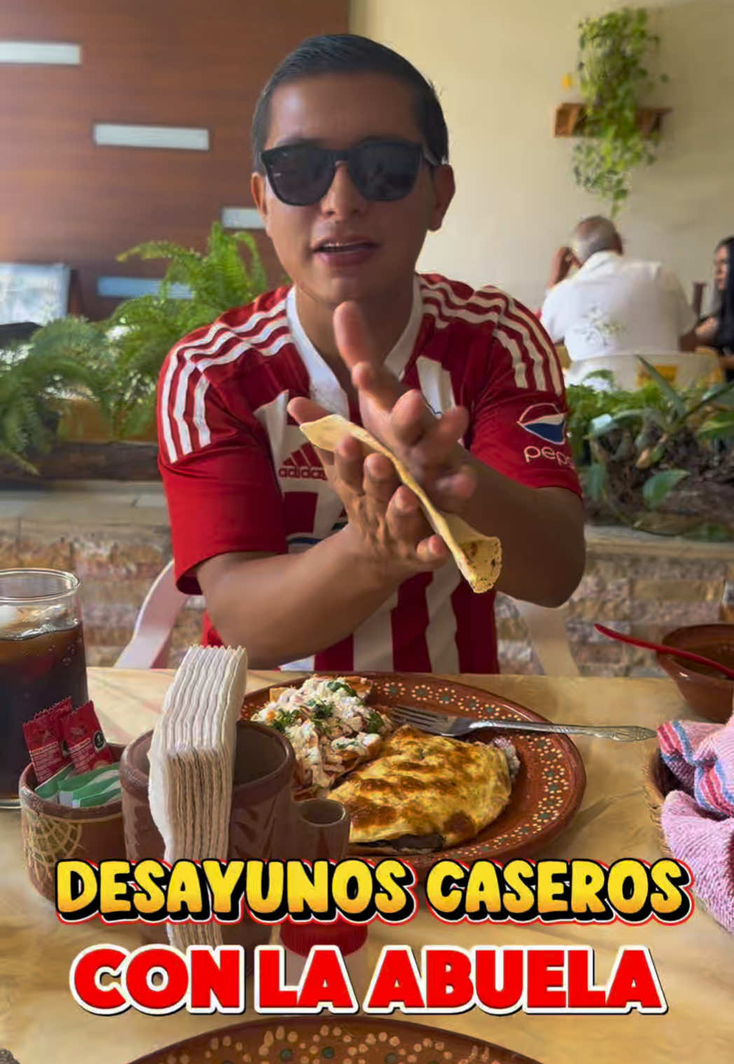 @LacomederaMex