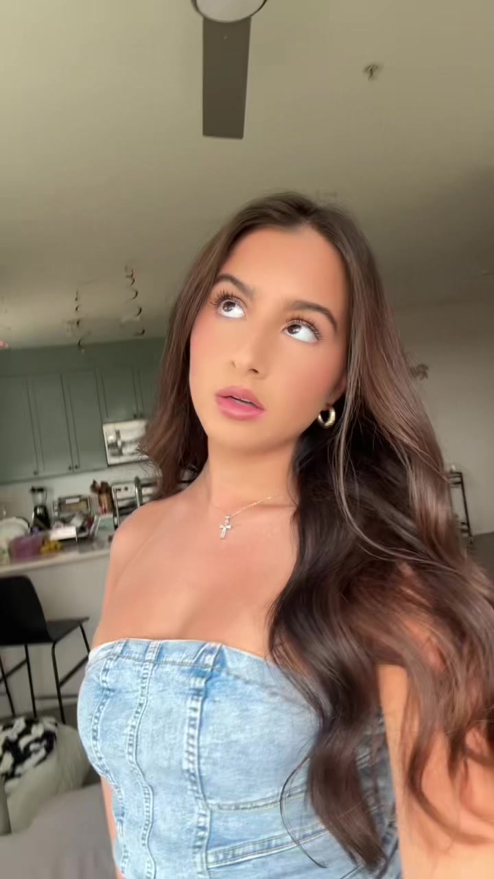 @ava 🍓😉