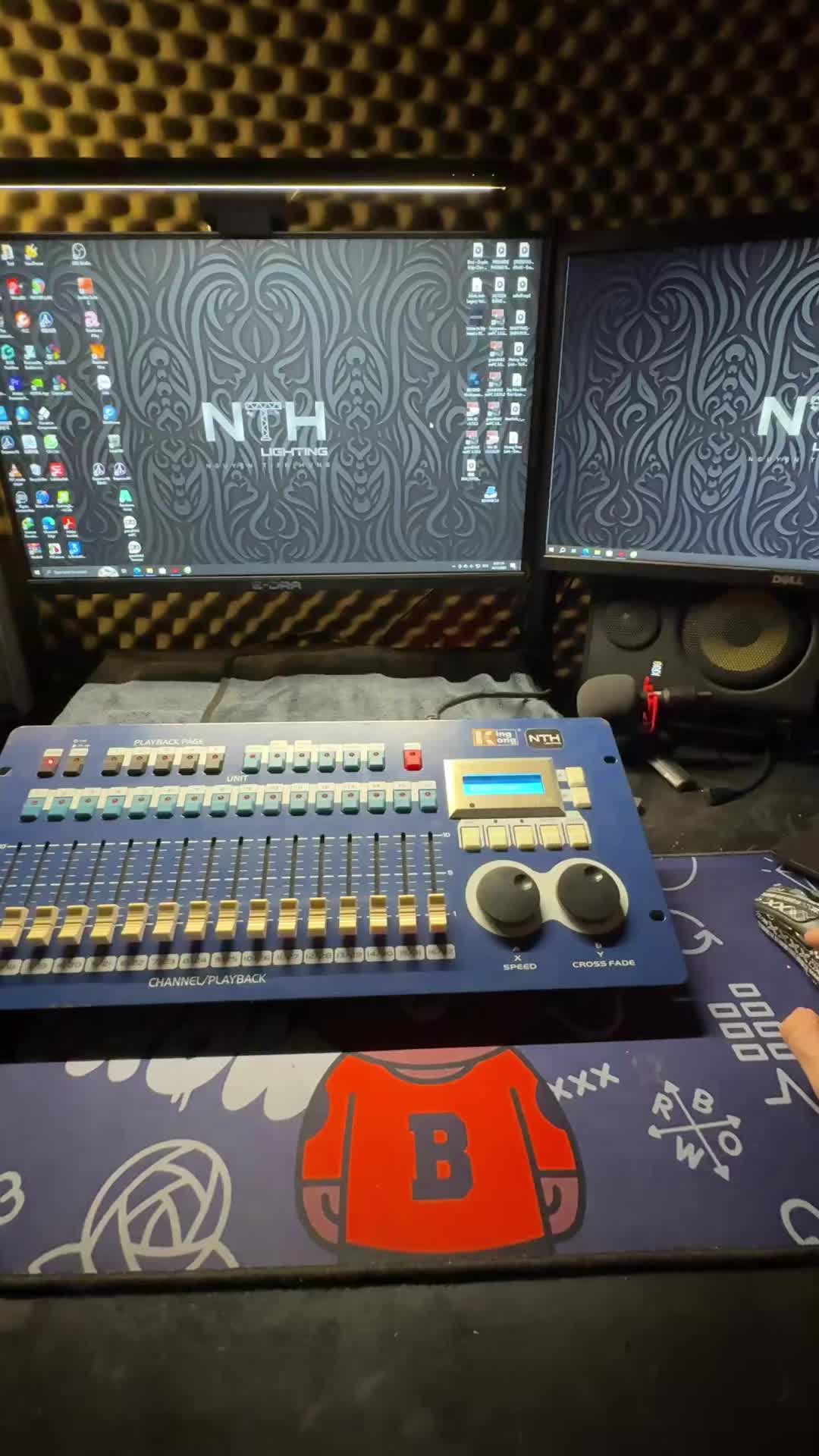 @Nguyễn Tiến H&ugrave;ng
