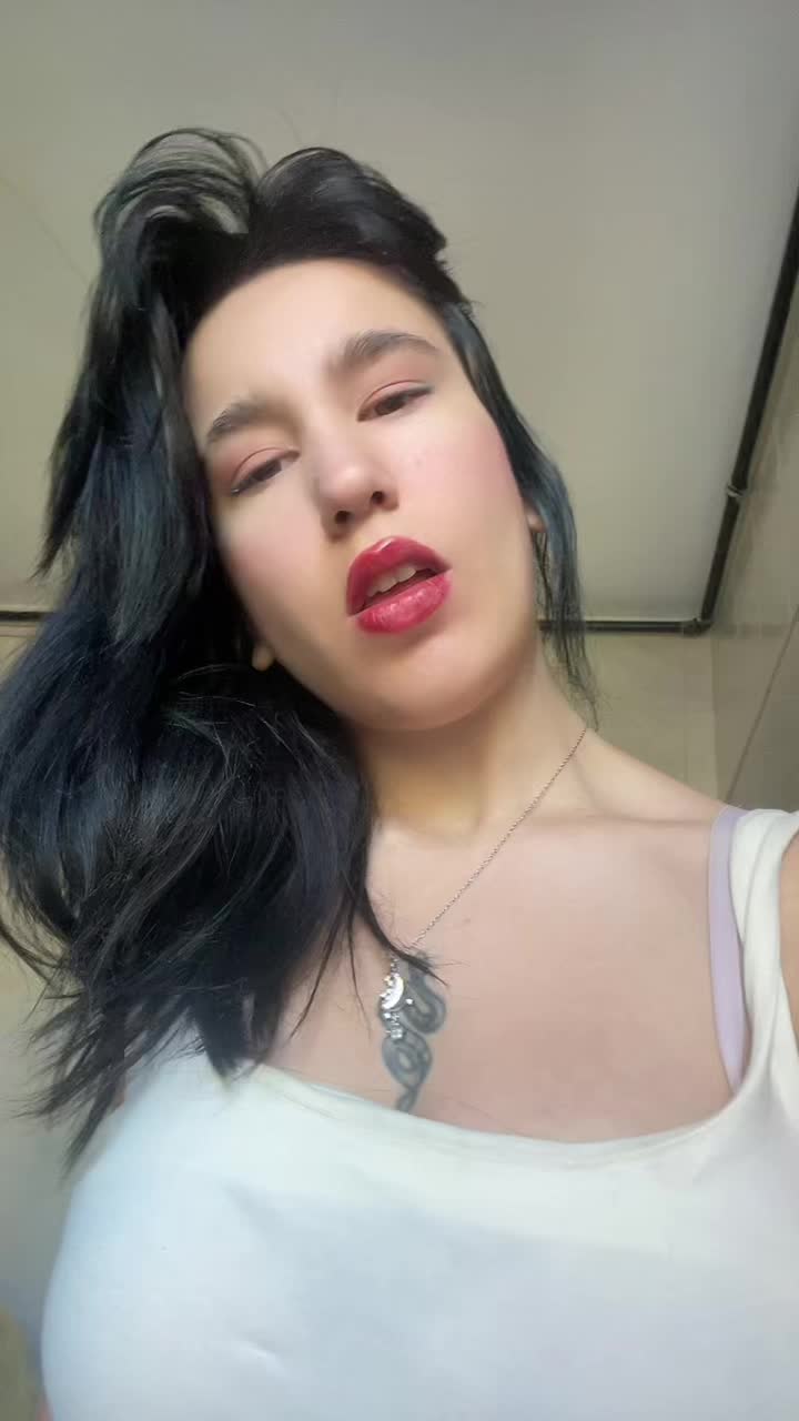 @Simaynaz