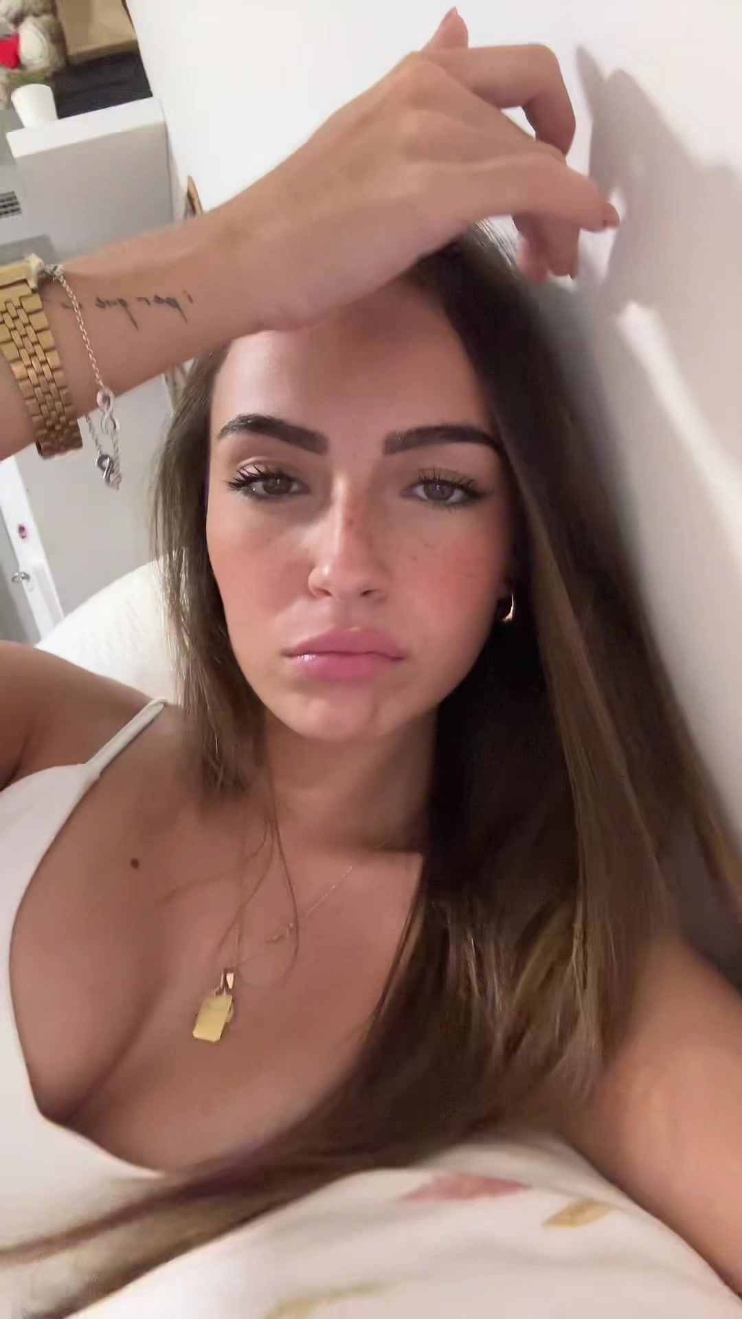 @núria