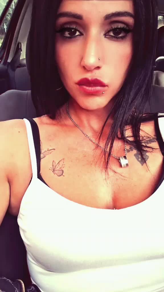 @Emilia86