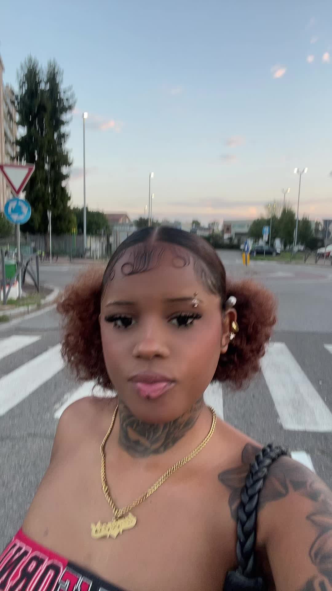 @Molita🍒