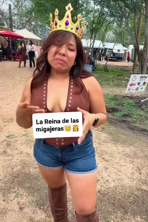 @🎪Alejandra due&ntilde;a del circo 🎪