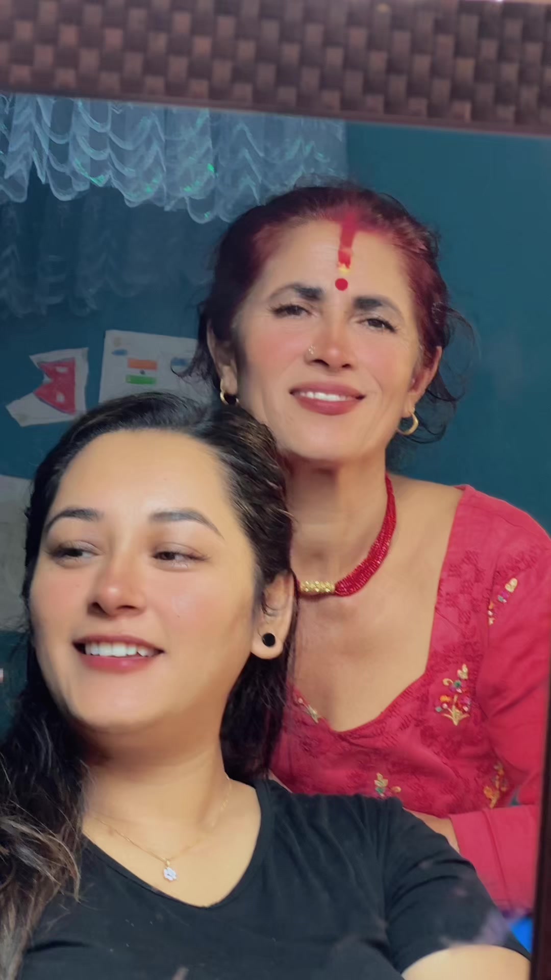 @Deepa Host🧿