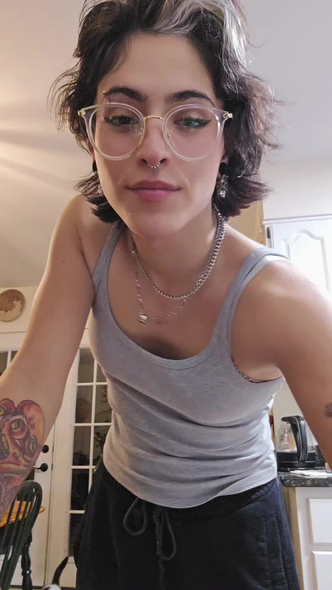 @Nikki