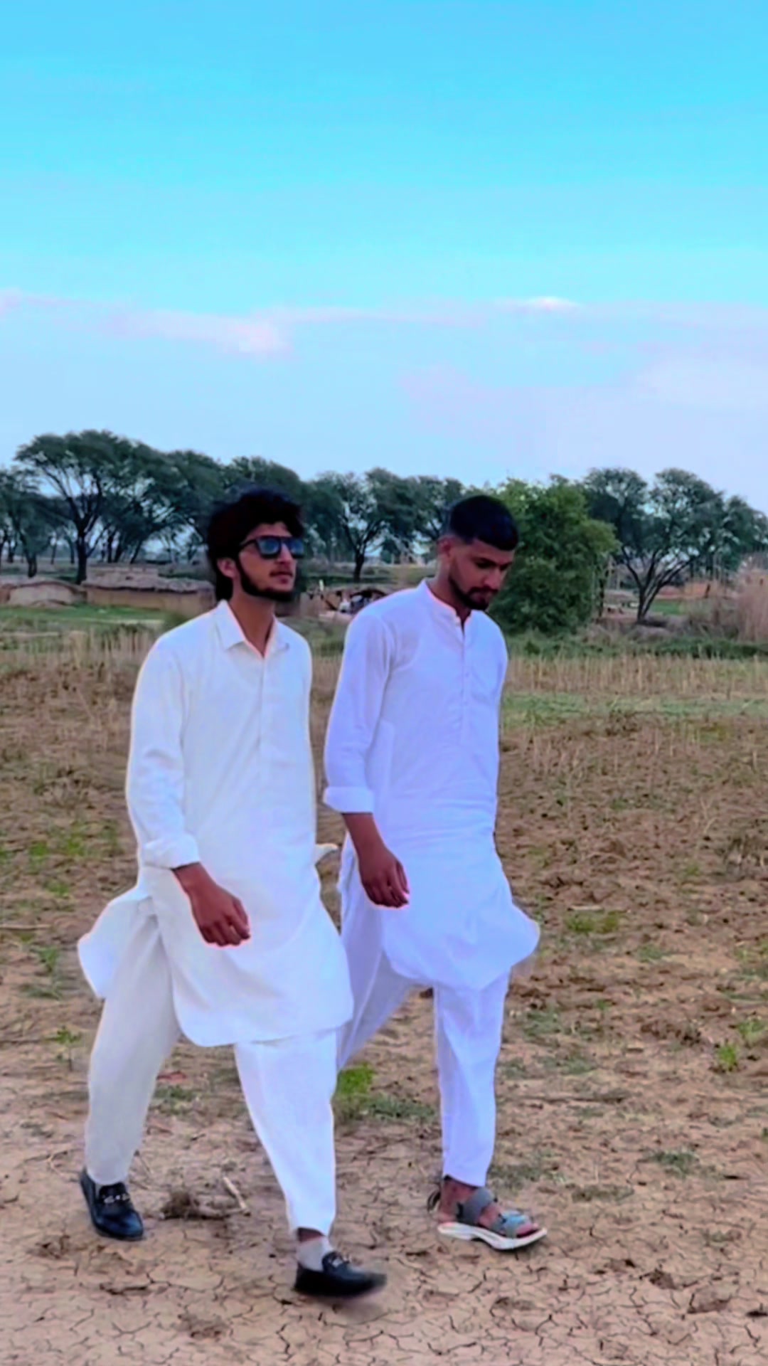 @TAYYAB 111🖤