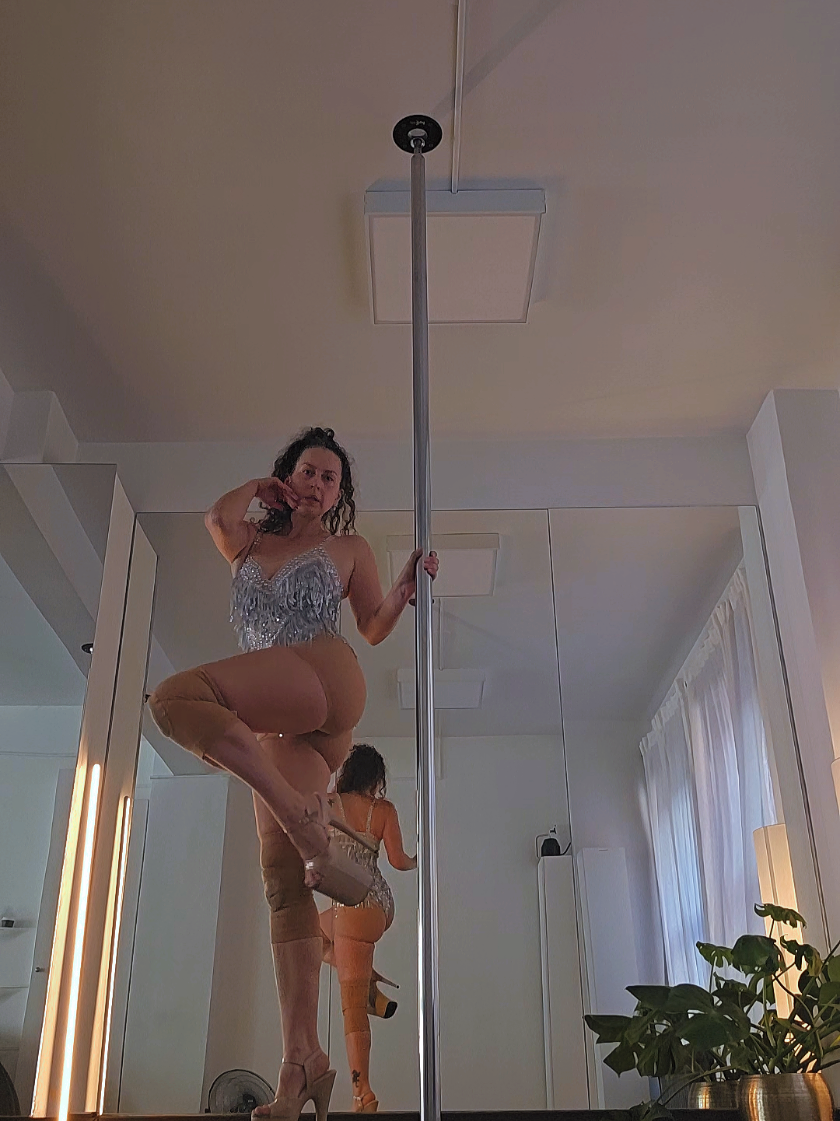 @anisa 🇨🇦