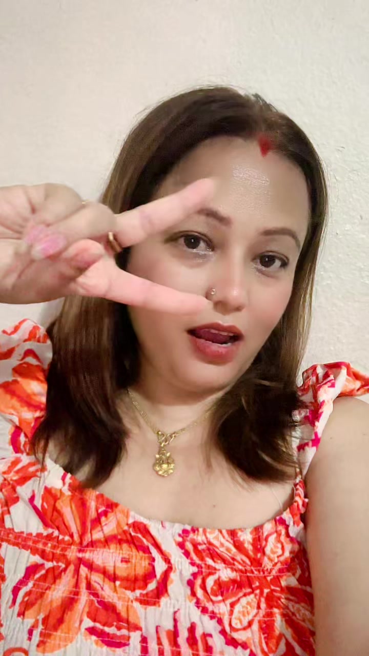 @🧿Urmila Upreti 🥰