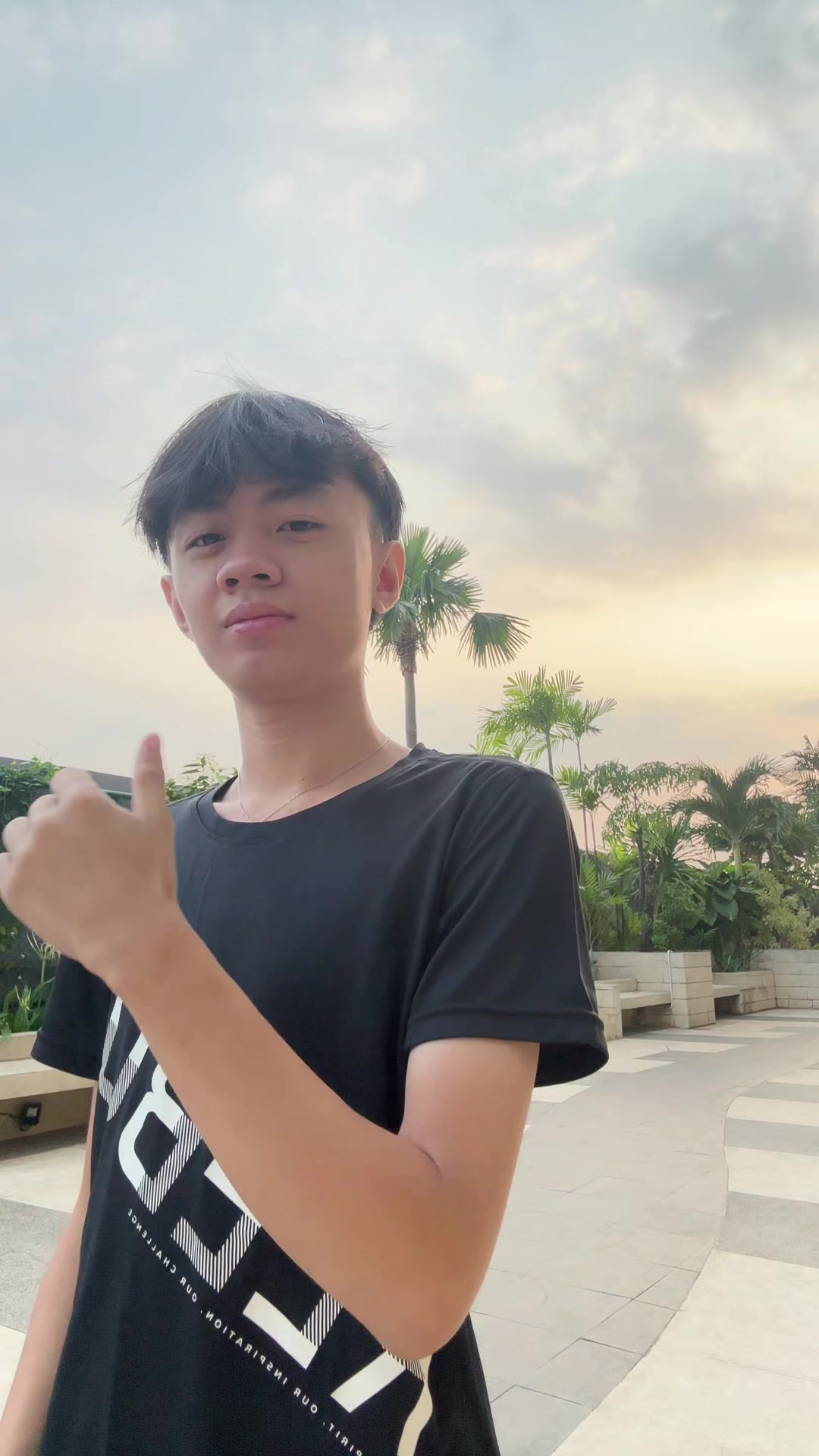 @CHRISZZ