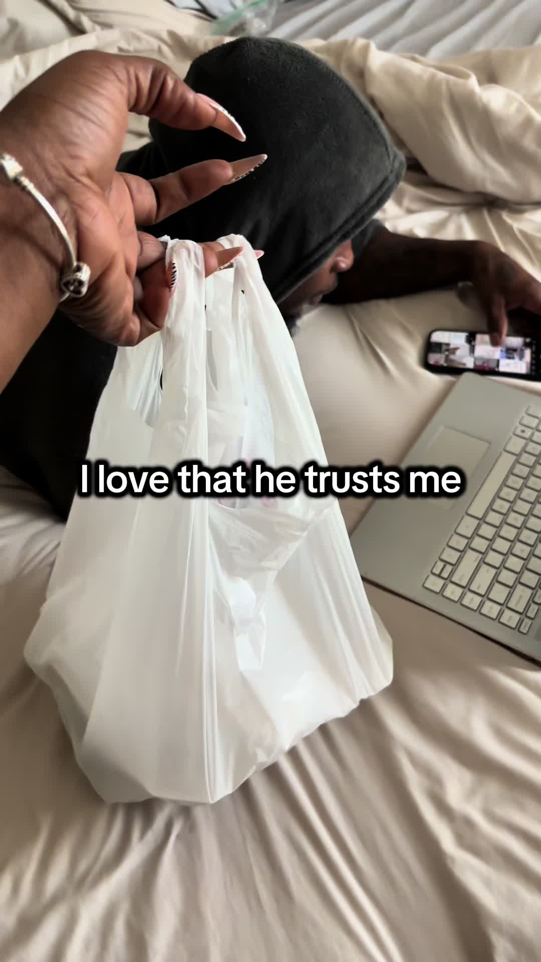@Tray & Linica