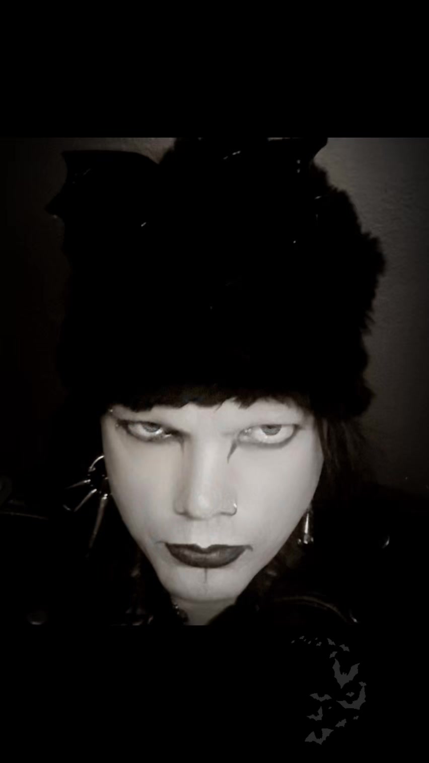 @Rickyovhell