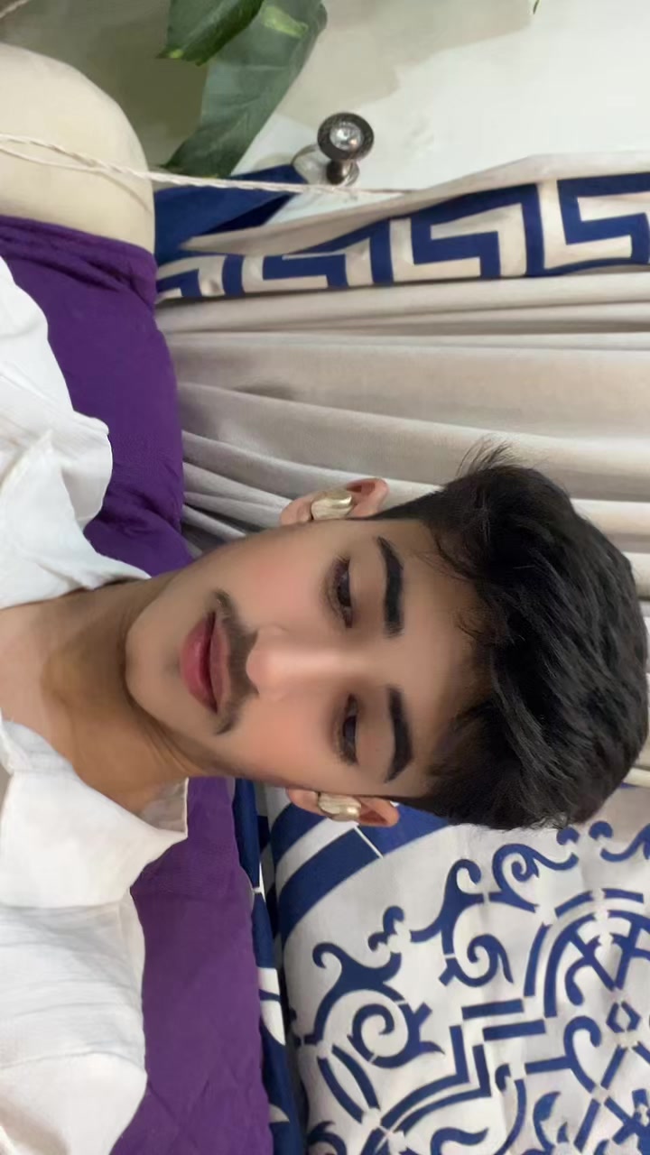 @ɪ ᴀᴍ ʀᴇʜᴀɴ🦅🇵🇰