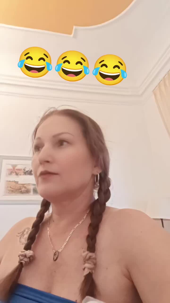@Mirella
