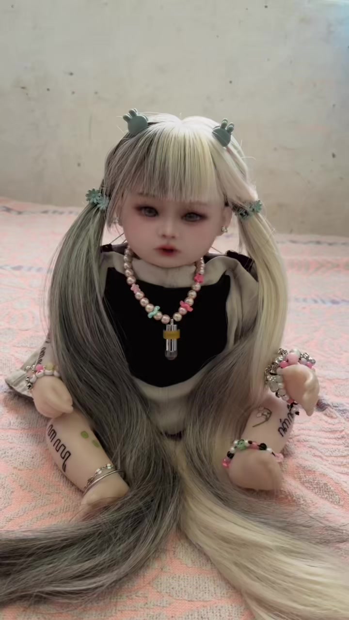 @kartikaahayu