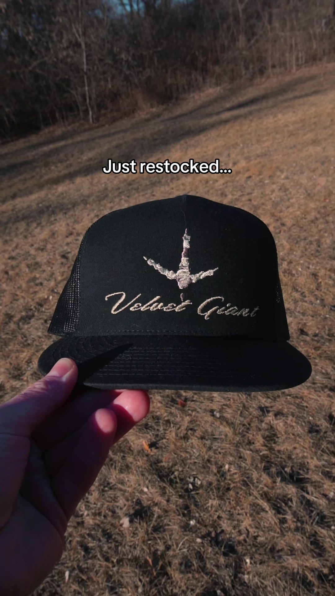 @VelvetGiantHatCo
