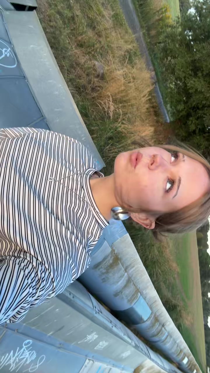 @𝐋𝐞𝐚-𝐞𝐦𝐞𝐥𝐲
