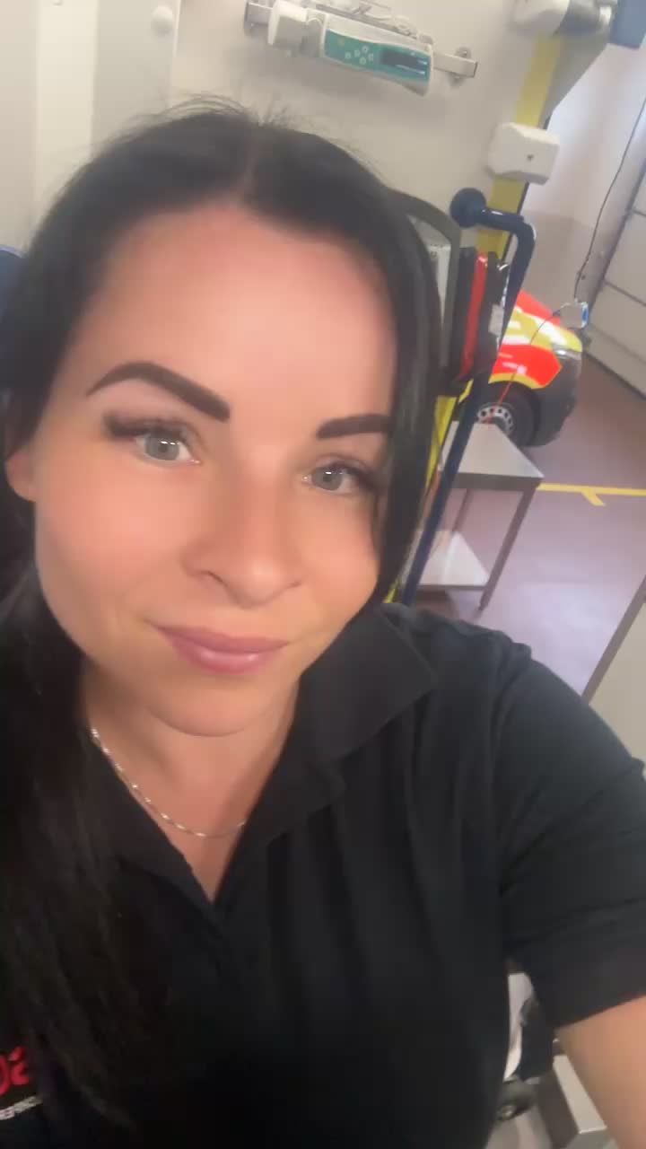 @Adrenalina_Notfallsanitäterin