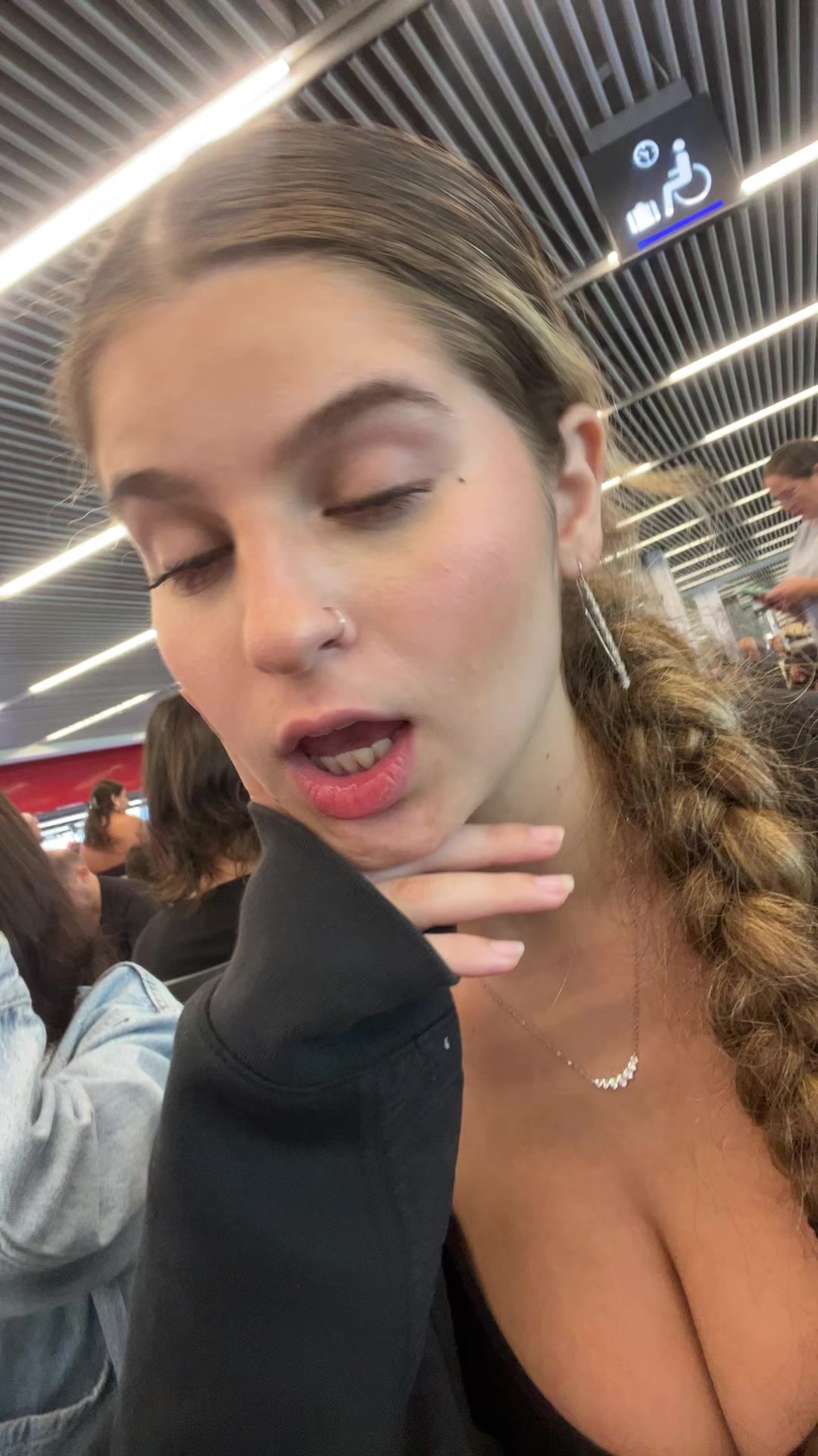 @🧚🏻&zwj;♀️🧚🏻&zwj;♀️🧚🏻&zwj;♀️