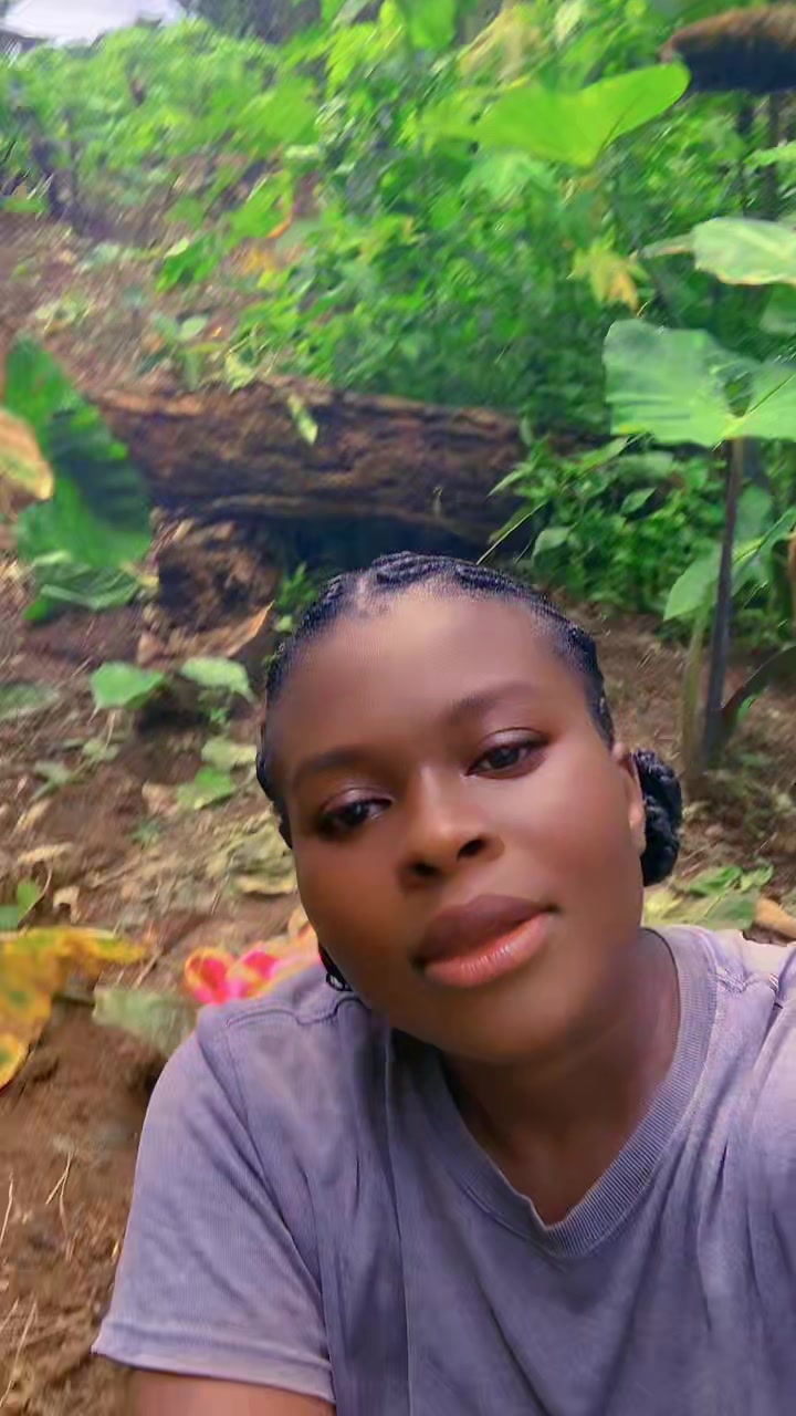 @Akosua Lyrics 002