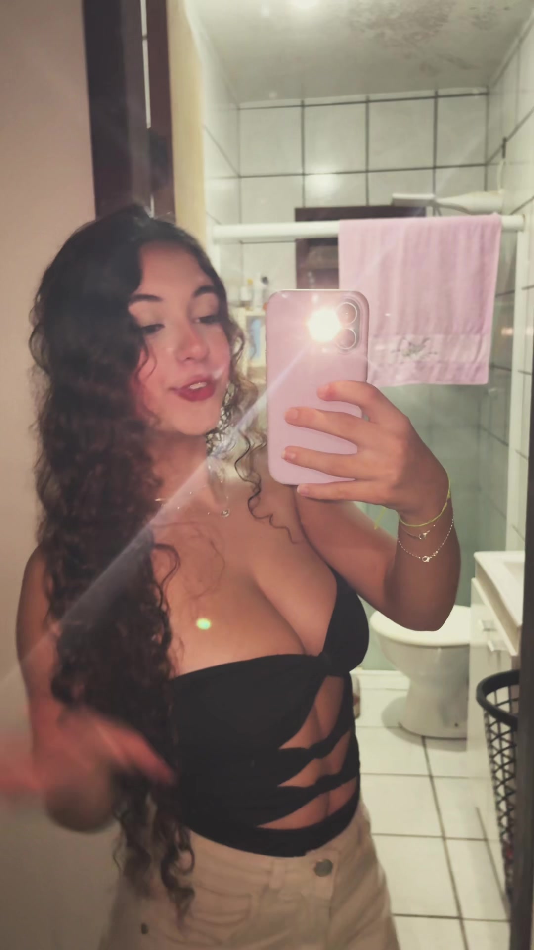@Isadora.