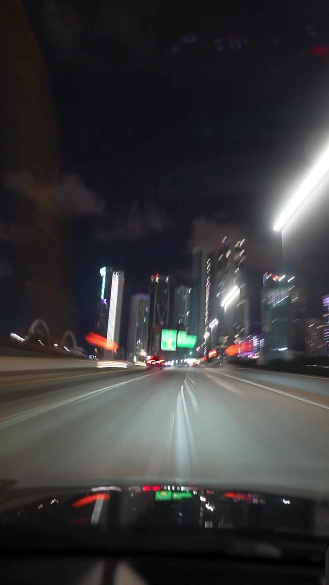 @SmileYouOnCamera