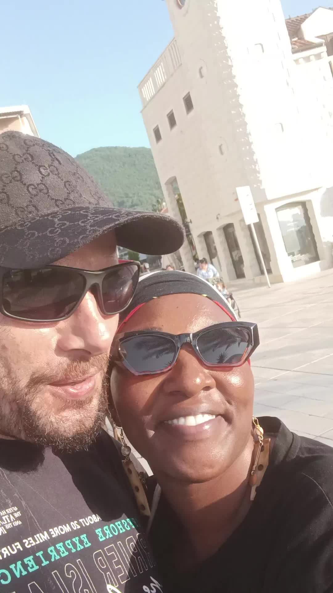 @🇬🇷Flori🇦🇱💖🇰🇪poly🇲🇪