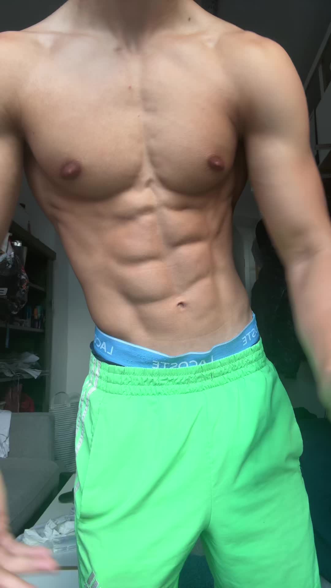 @Bela_Shredz