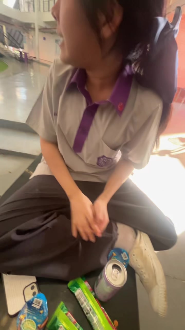 @ใสใส