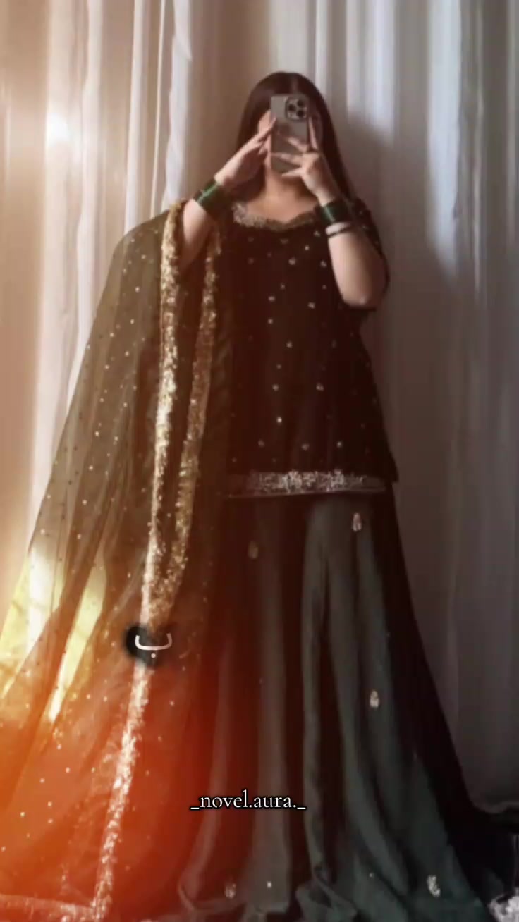 @𝙉𝙤𝙫𝙚𝙡𝙨 𝘼𝙪𝙧𝙖📚❤️&zwj;🔥