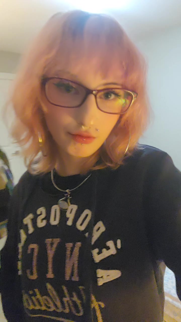 @&deg;&bull;♡🍎Alex🦄♡&bull;&deg;