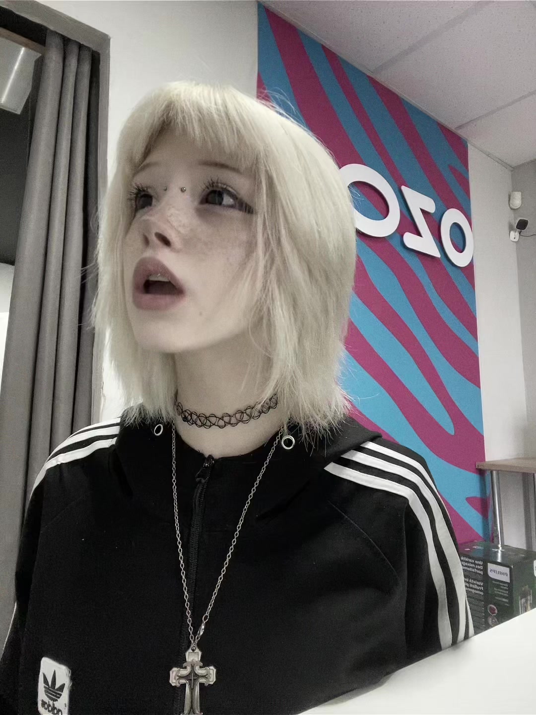 @StrawberryPunch