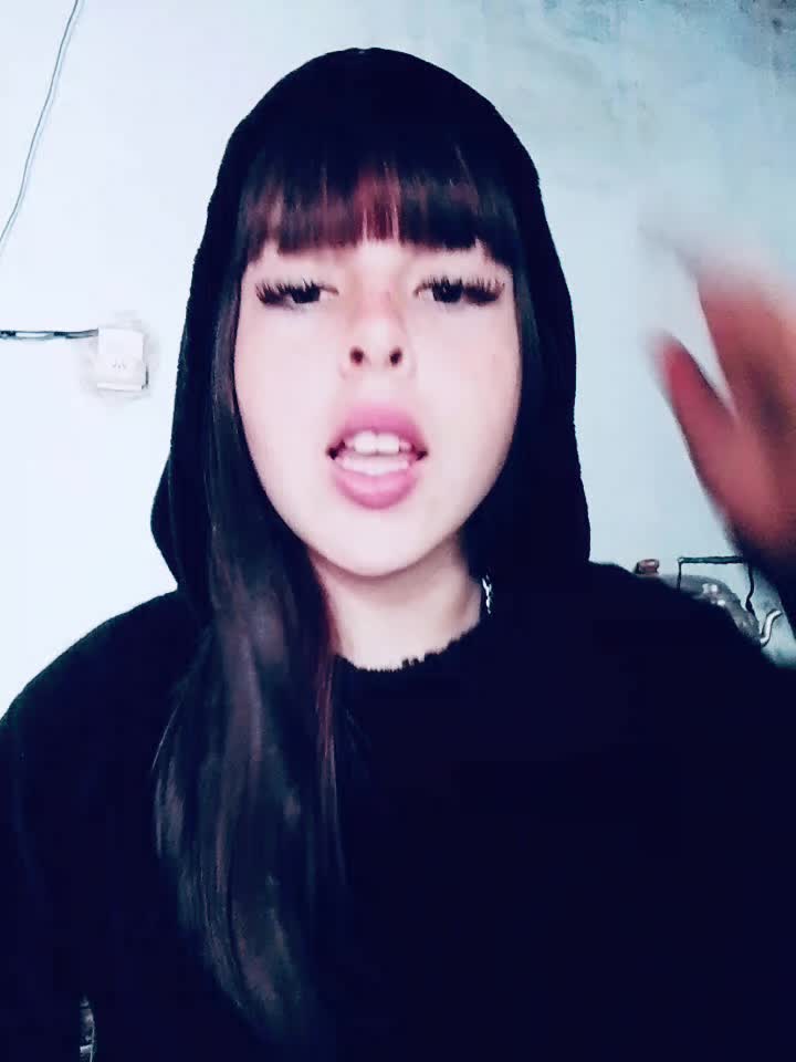 @Yeni💘