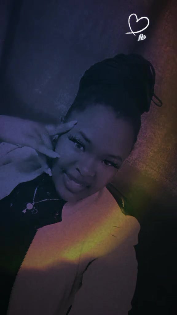 @Zawadi_Tha_Gal 👑