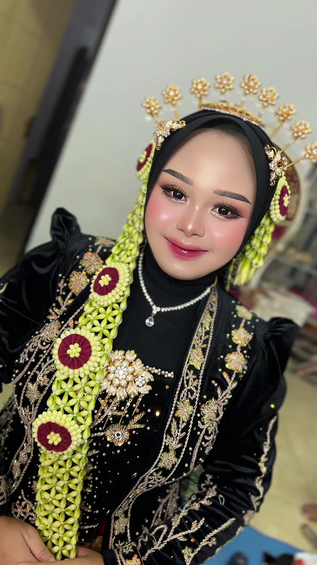 @Zahra Mua