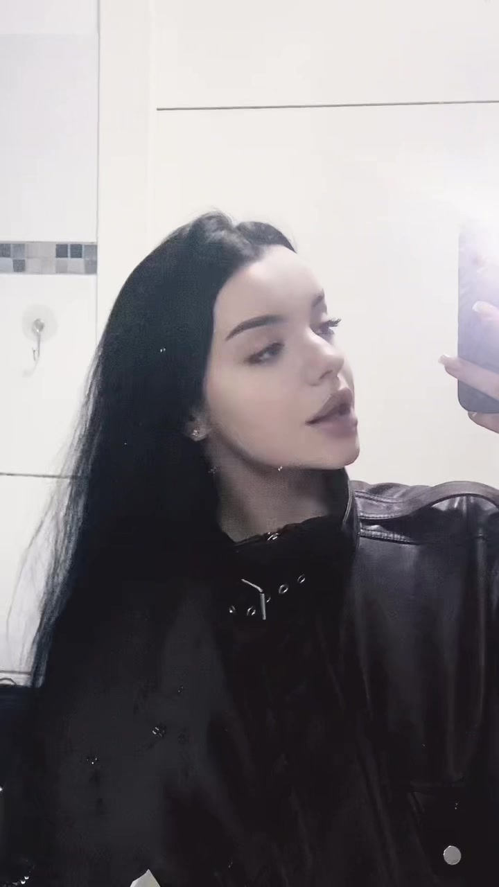 @💋