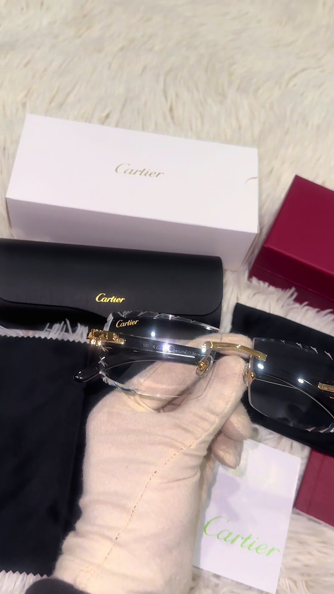 @LuxuryReps