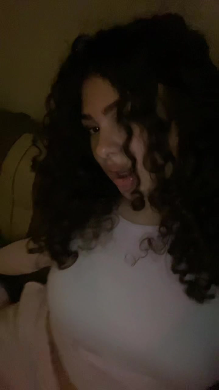 @shanagrimieri