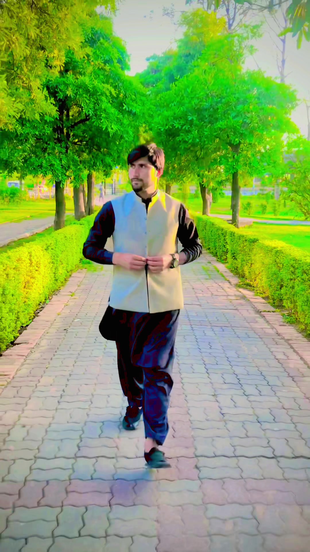 @فیصل خان