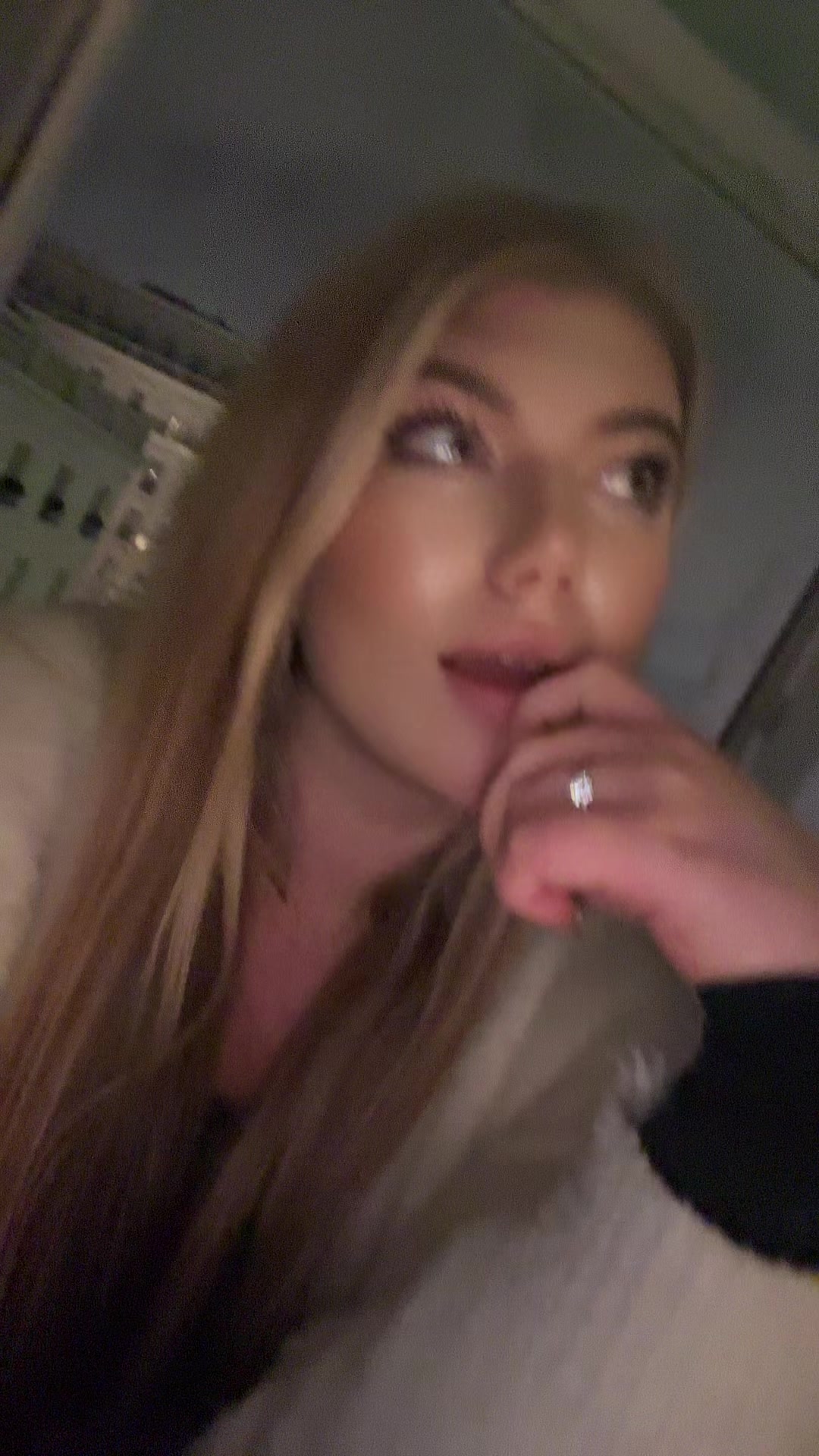@🦋🤍