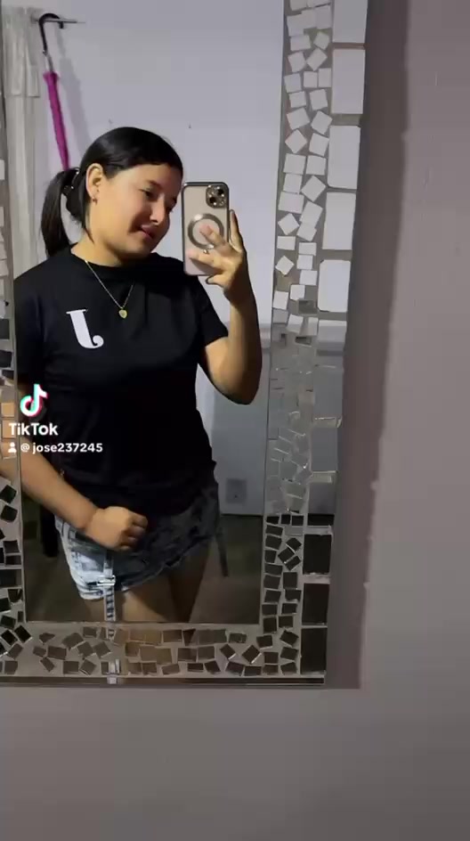 @Abril Bonilla