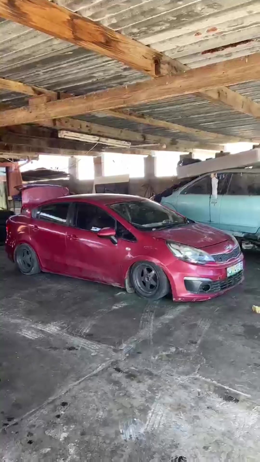 @jevaneo_bagged_kia