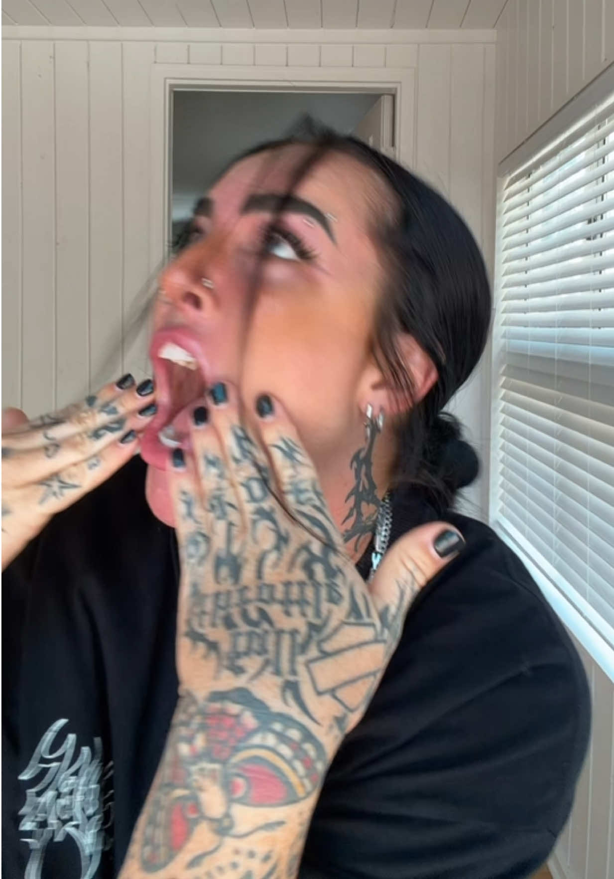 @Chan 🖤⛓️