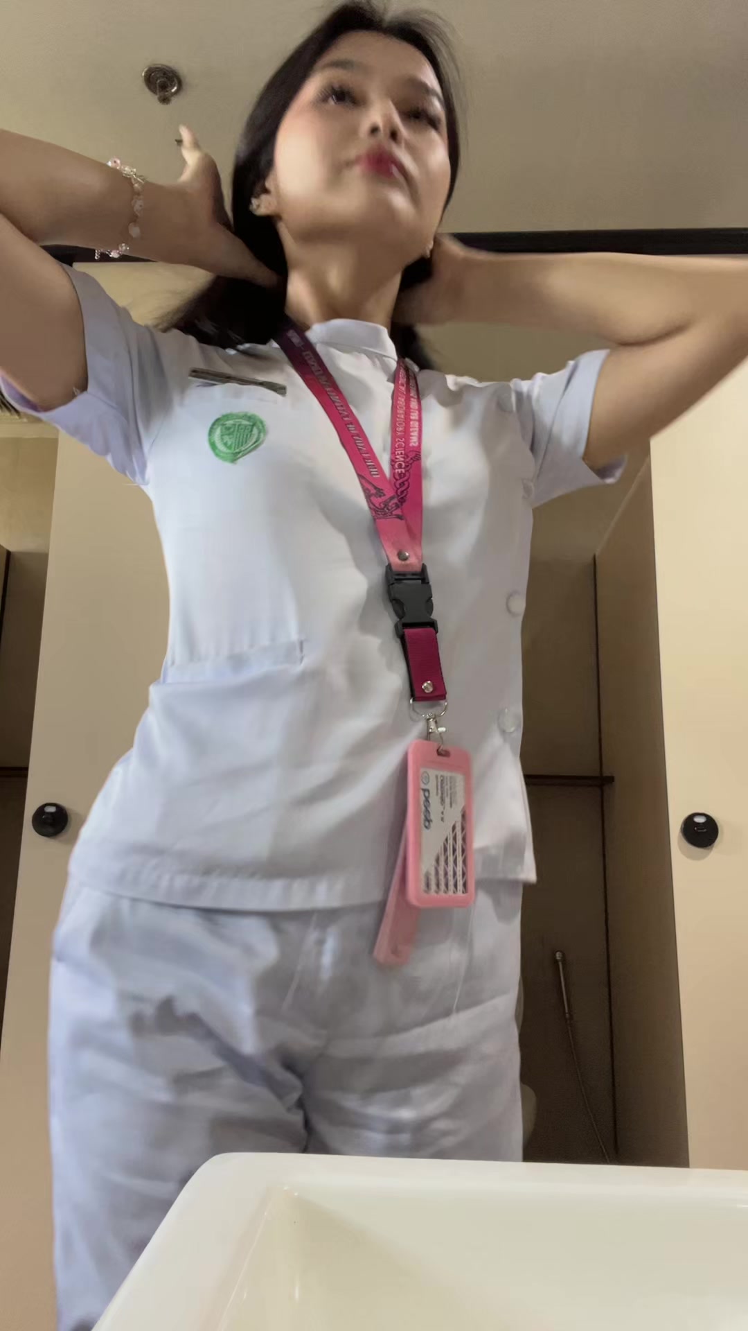 @Angela