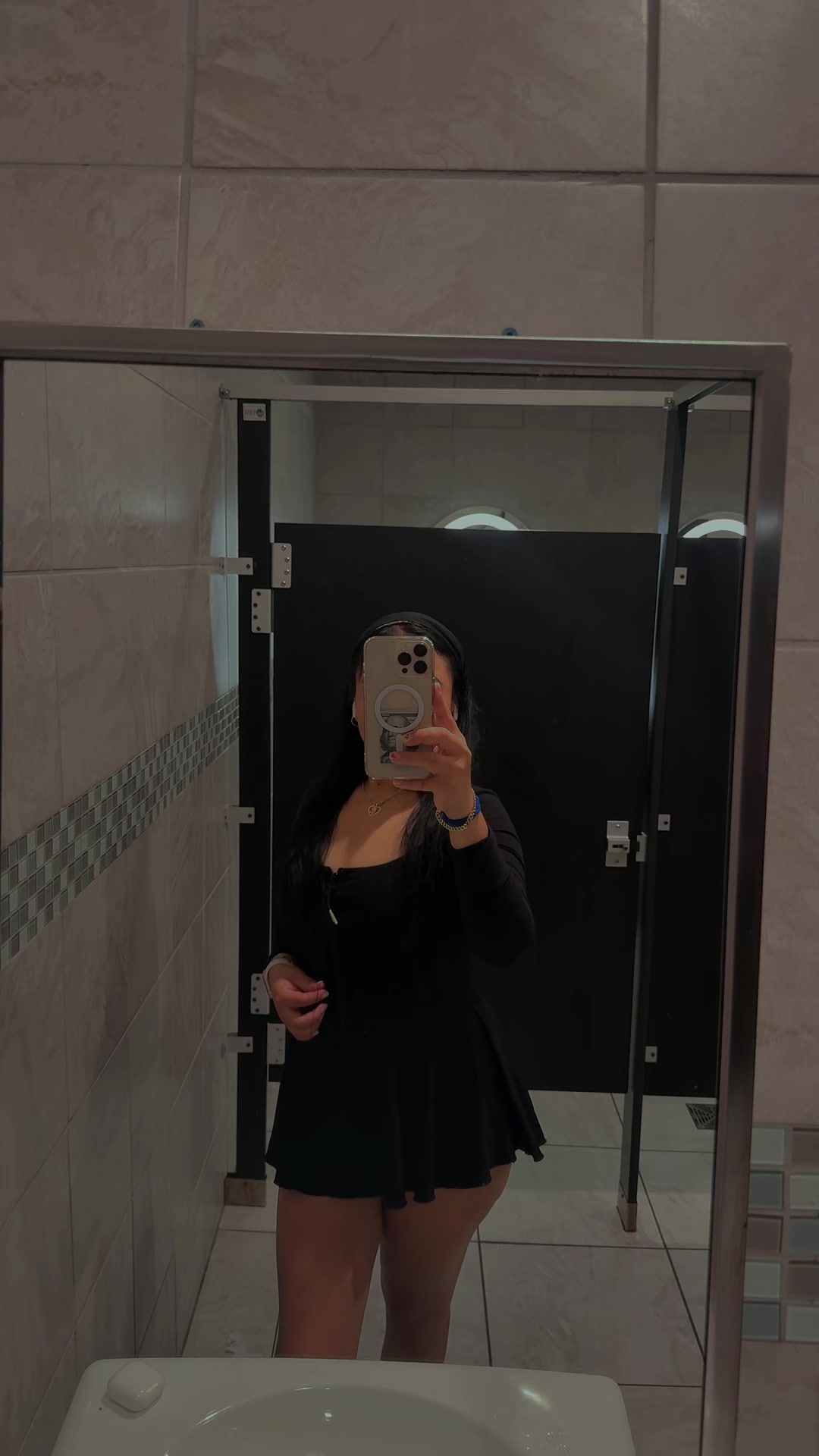 @Mayra Hibheth 🧡
