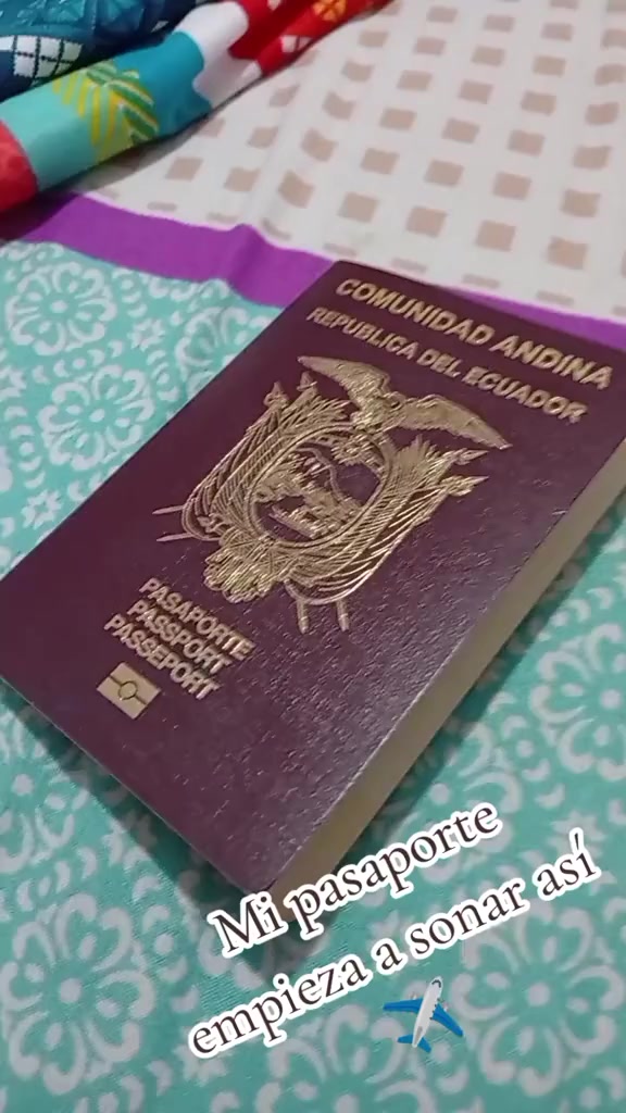 @Liz Marian🧃🌈 💚