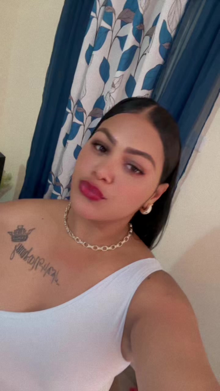 @Noemi Deaza979