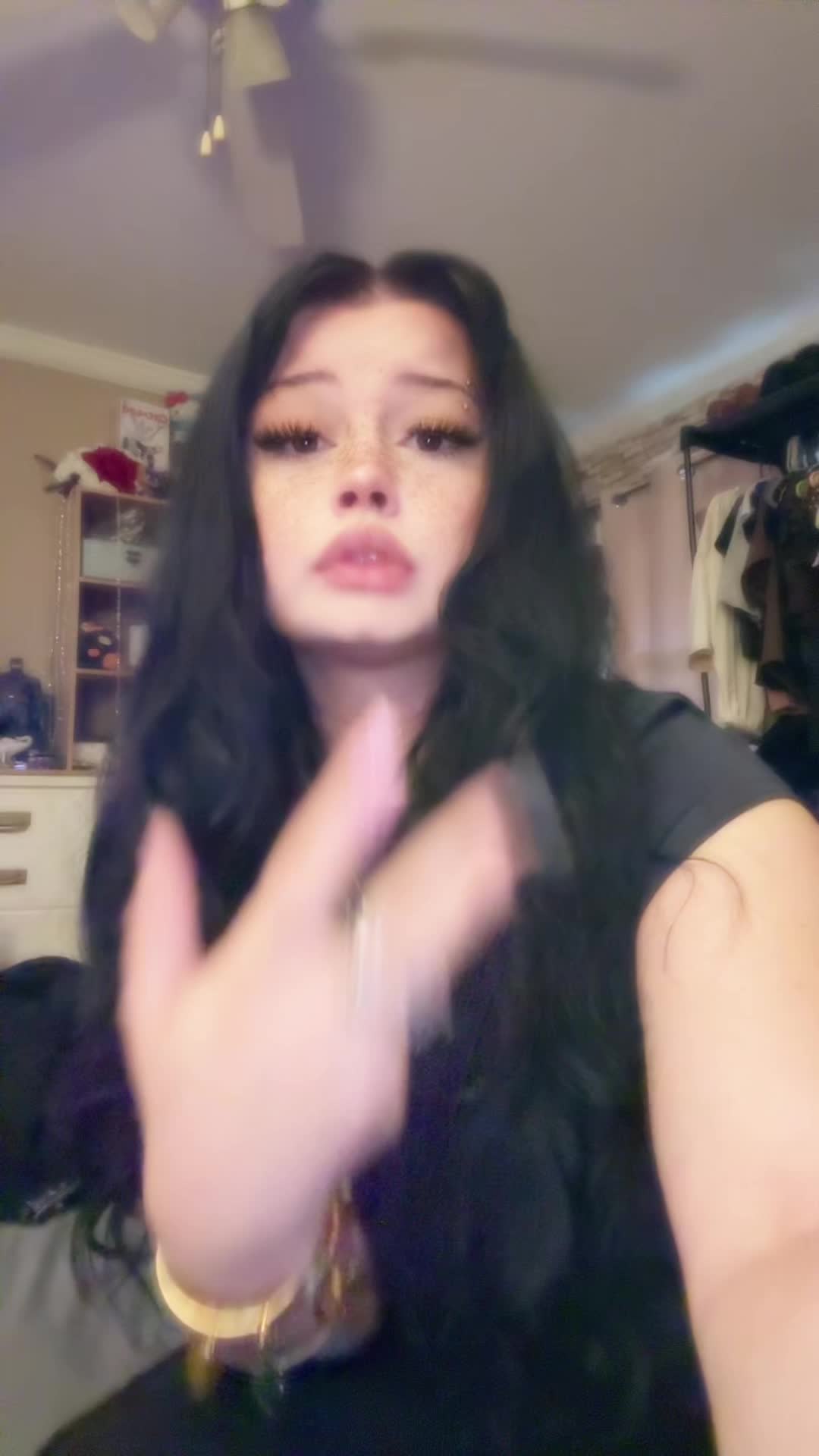 @𝐴𝑠𝑖𝑎🖤