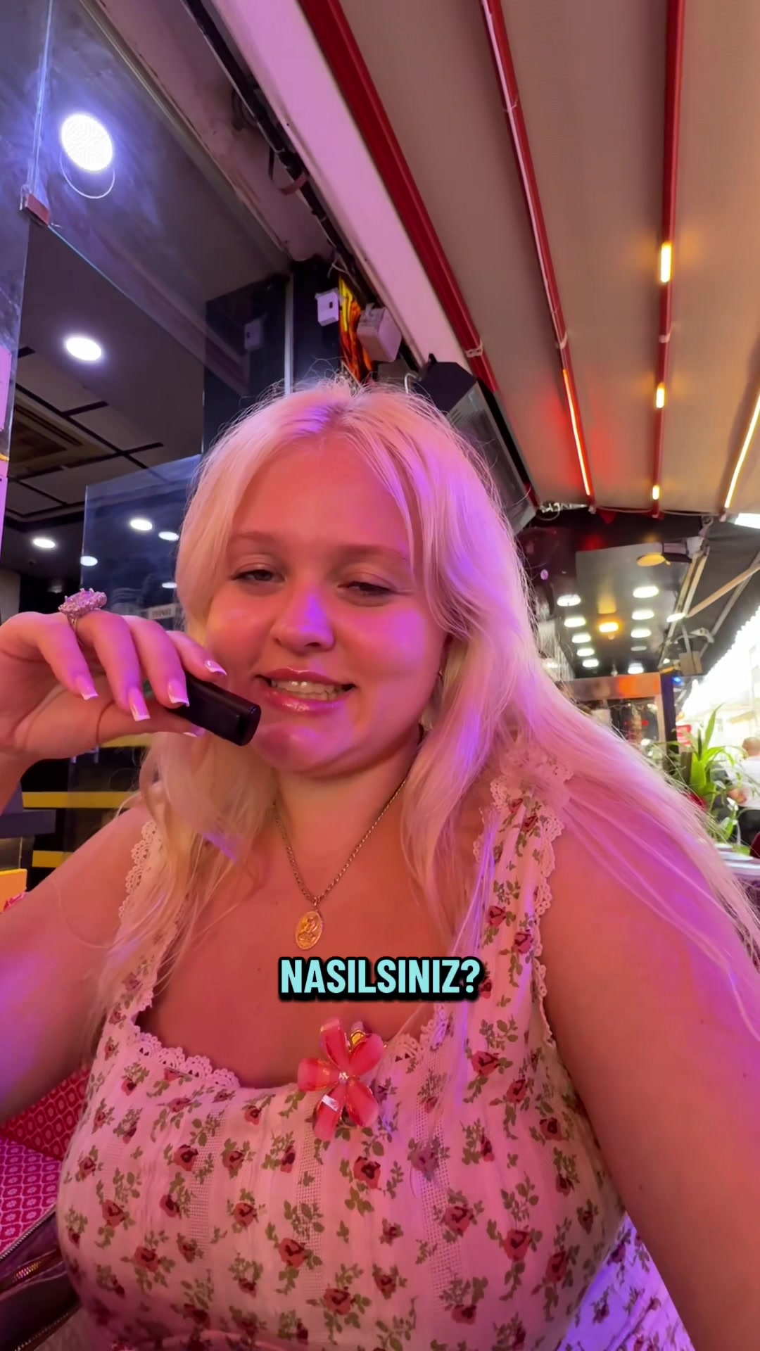 @Blonde in Istanbul🇹🇷