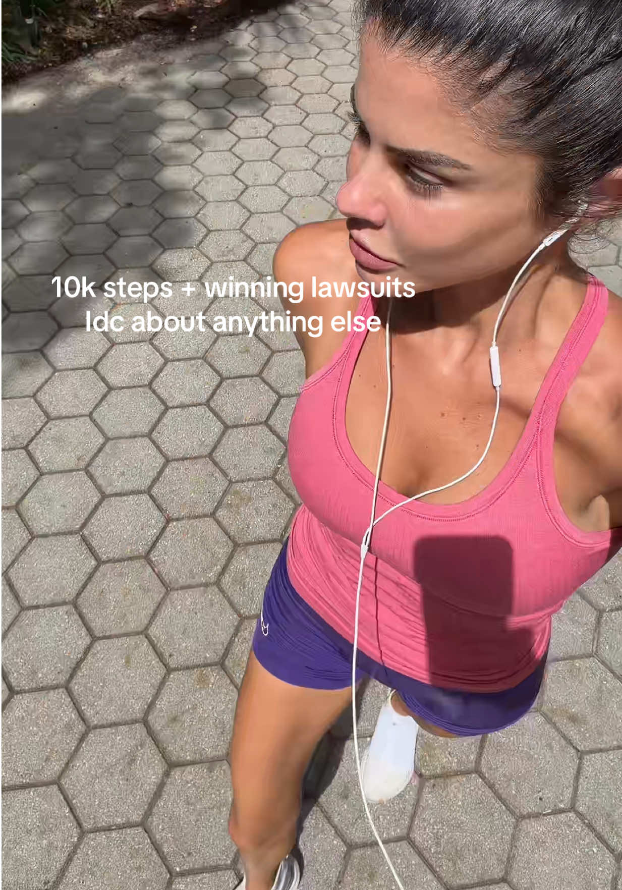 @GG.ESQ